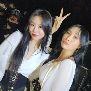 Whee In, HWASA 的头像
