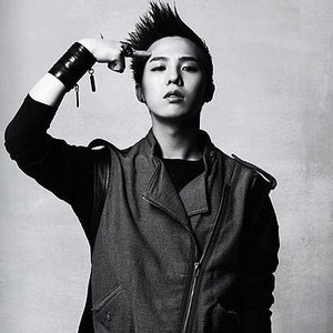 Avatar de G-Dragon feat. 김건모