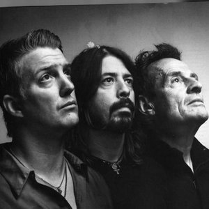 Image for 'Them Crooked Vultures'