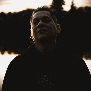 Alex Berhm 的头像