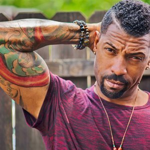 Deon Cole için avatar