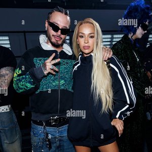 J Balvin & Bad Gyal 的头像
