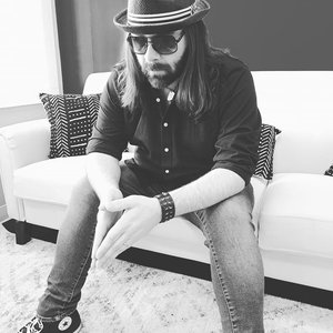 Scott Logan 的头像