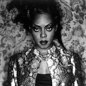 N’Dea Davenport photo provided by Last.fm