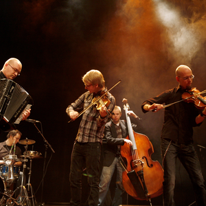 Tsuumi Sound System photo provided by Last.fm