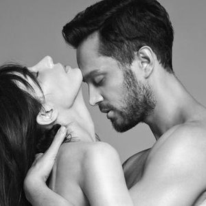 Gülşen feat. Murat Boz 的头像