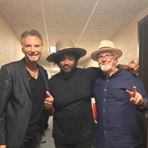 Thundercat, Michael McDonald, Kenny Loggins 的头像