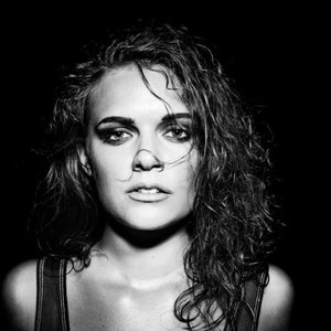 Tove lo hippie sabotage shop