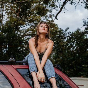 ELIYYA LANE 的头像