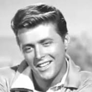 Edward Byrnes 的头像
