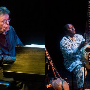 Zdjęcia dla 'Philip Glass and Foday Musa Suso'