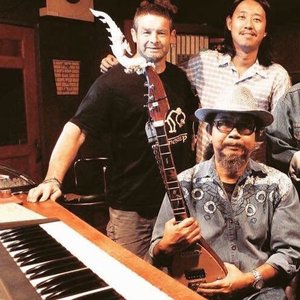 DR LUM 的头像
