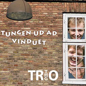 Tungen Ud Ad Vinduet