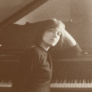 Mia Wilson 的头像