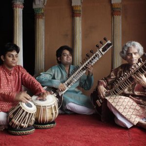 Pandit Shivnath Mishra & Deobrat Mishra için avatar