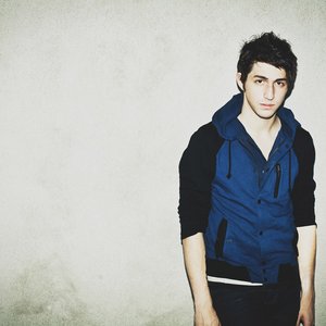 Porter Robinson feat. Urban Cone için avatar