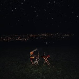 PRÈS DES ÉTOILES, LOIN DES HOMMES .