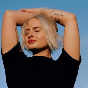 Låpsley için avatar