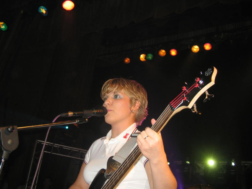 Группа разумные игры. Гр край. Белый край группа. Гр край. Рок группа облачный край.