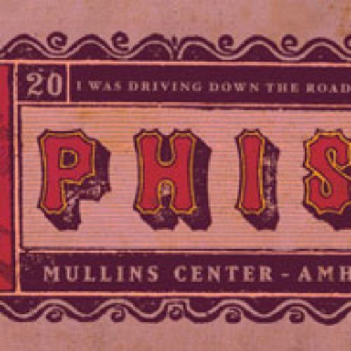 2010-10-24: Mullins Center, Amherst, MA, USA
