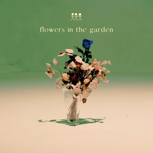 flowers in the garden - Single