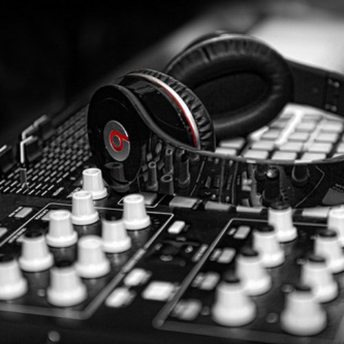 Who Is Mini Producer?