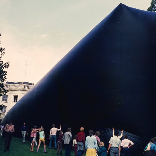 Black Balloons
