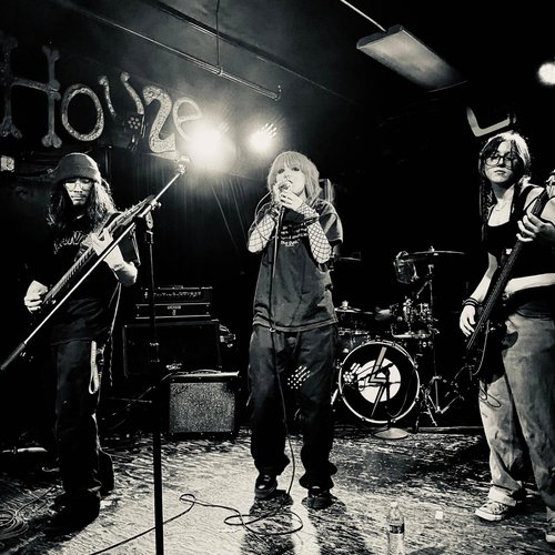 Tremble (Live) - Single