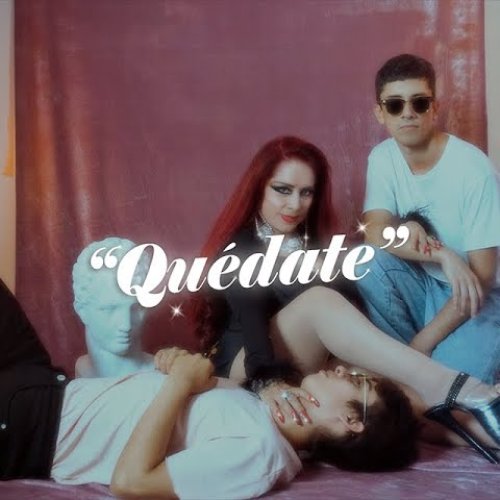 Quédate