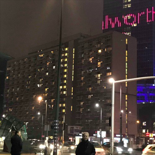 dym w oku