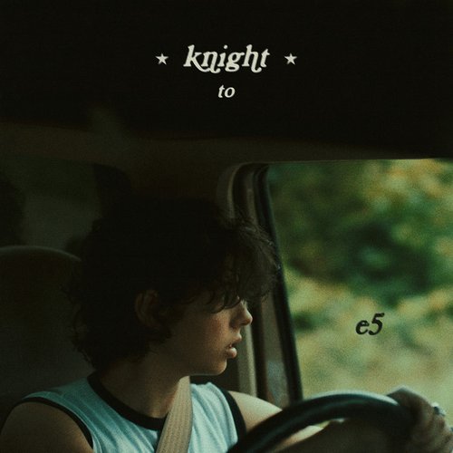 knight to E5