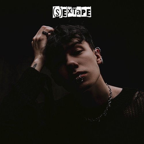 (S)EXTAPE