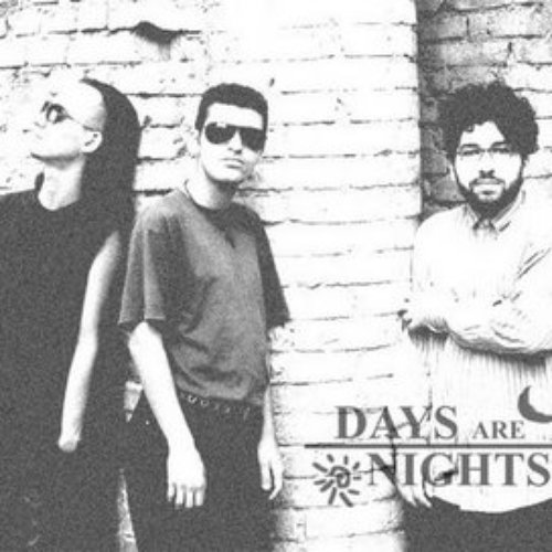 Eu te Vejo Dormir Enquanto o Tempo nos Mata