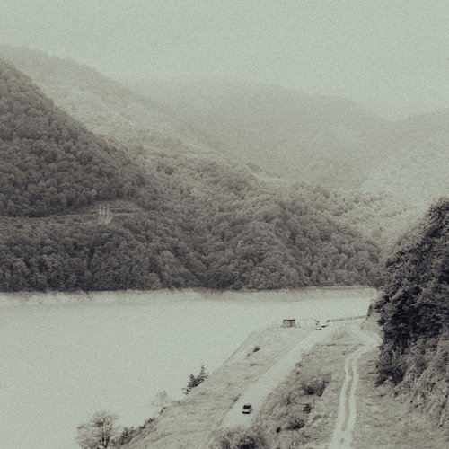 resonant scapes