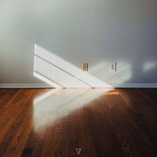 Levante - Single