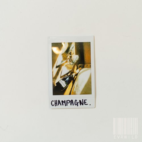 CHAMPAGNE