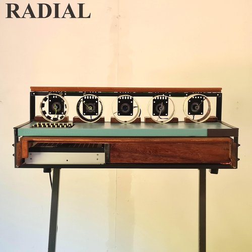 RADIAL