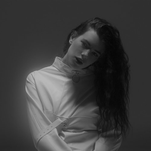 Empress - Single