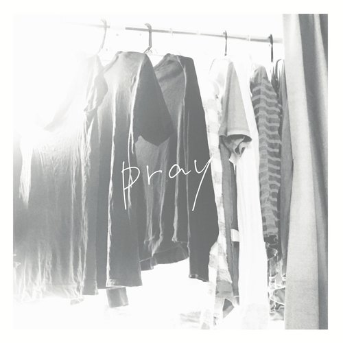 pray