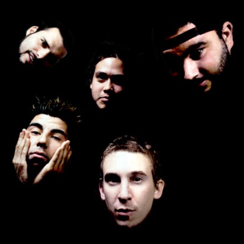 Чино морено deftones. Deftones обложка. Deftones band. Deftones lotion. Солист группы deftones.