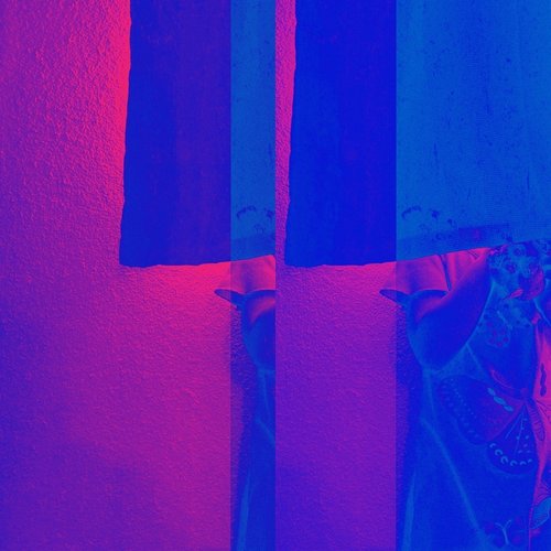 dead summers, hold you