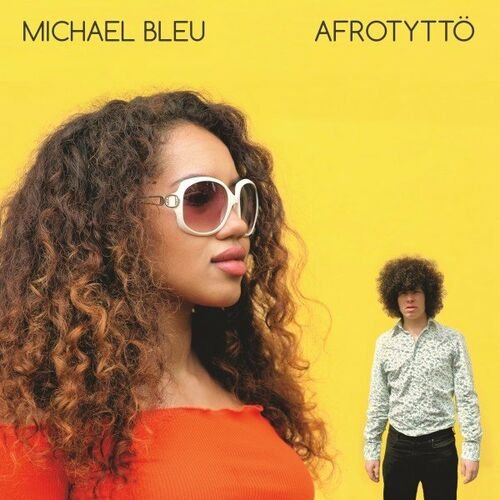 Afrotyttö