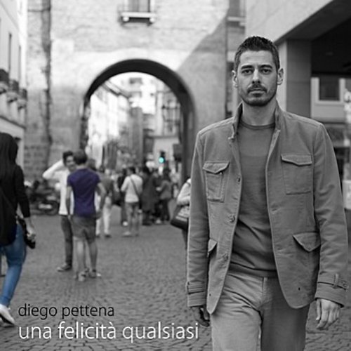 Una Felicità Qualsiasi