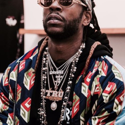 Лил джон фото. Lil jon дискавери. Lil jon, offset, 2 chainz - alive. Lil jon & offset feat. Рэпер лил джон.