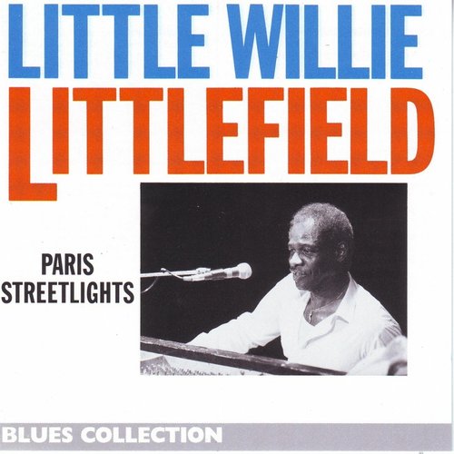 Paris streetlights