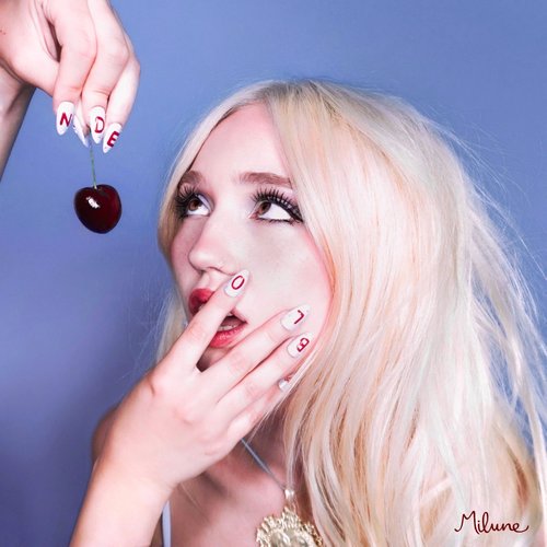 blonde - Single