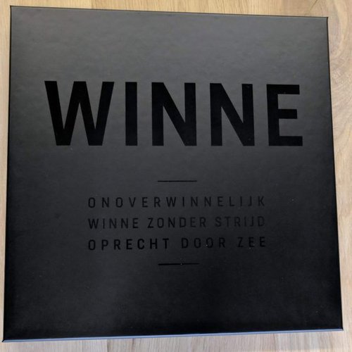 Onoverwinnelijk / Winne Zonder Strijd / Oprecht Door Zee