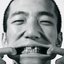 AI MIEI DENTI, AGLI EVENTI, AL VENTO