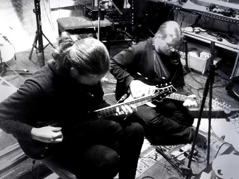 Азорские острова пляжи. Лето море. Seas of years. Seas of years. Seas of years ocean rift обложка релиза.