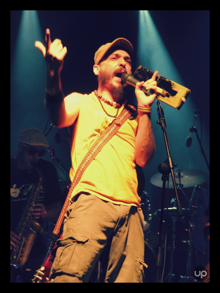 http://ulifyah.tumblr.com 